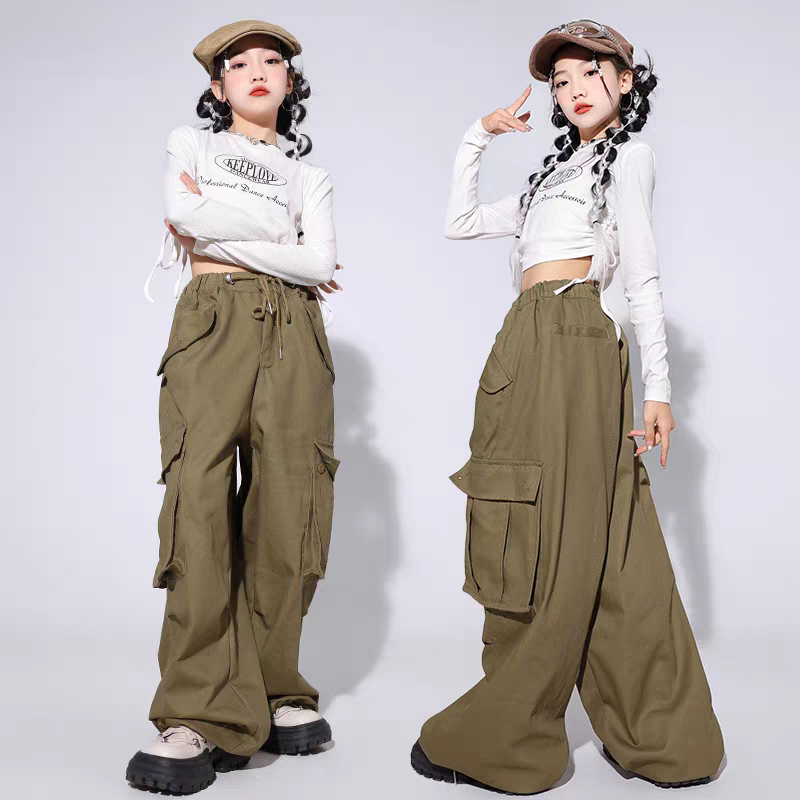 Street Fashion Outfit Girl - 여성 힙합 크롭탑 루즈 카고 팬츠